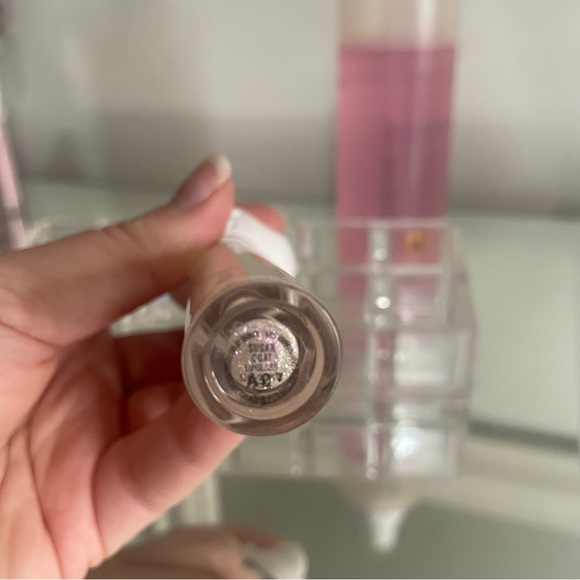 Sugar Coat Lipglass - Picture 2 of 2